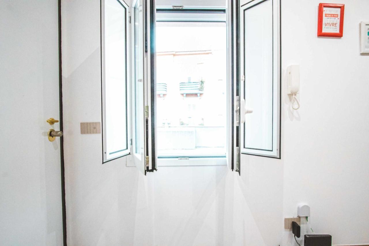 Katt Sea Apartment Бари Екстериор снимка