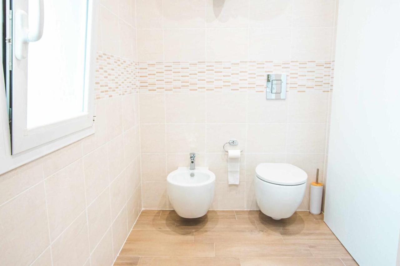Katt Sea Apartment Бари Екстериор снимка